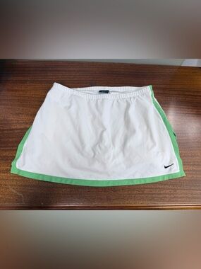 Nike White Dri-FIT Athletic Skirt with Black Logo